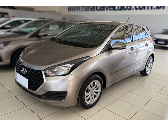 HYUNDAI HB20 1.0 COMFORT PLUS 12V FLEX 4P MANUAL